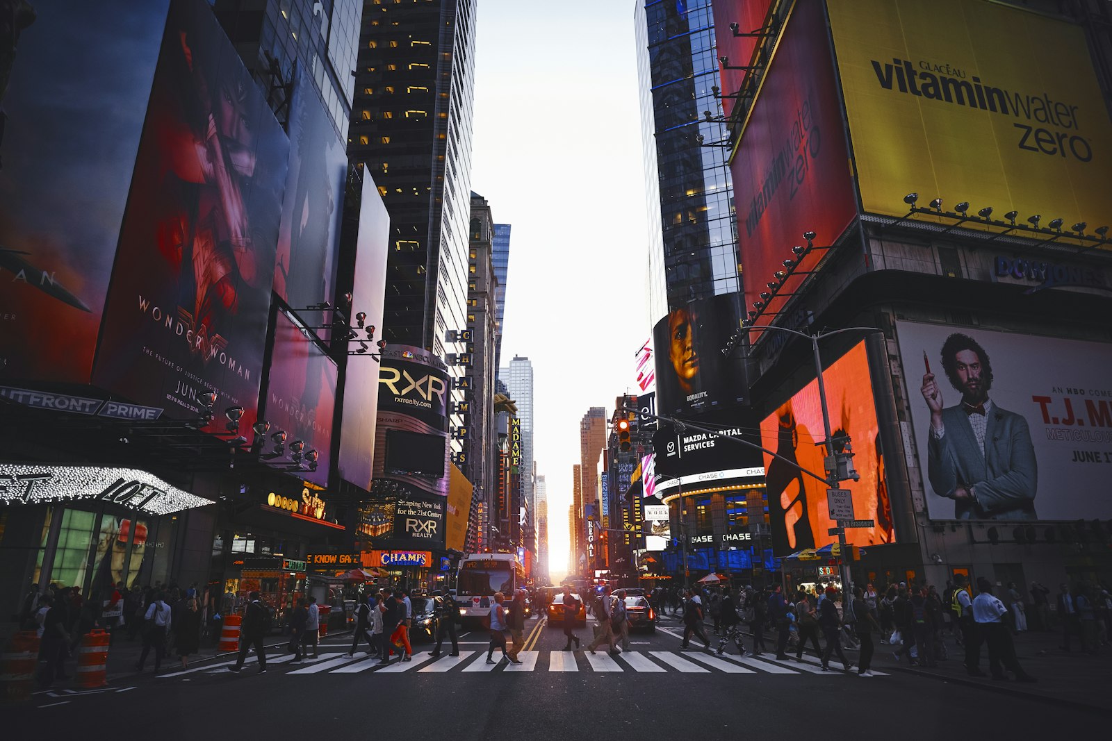 Cross-Border M&A Deutschland/USA: CFIUS, AWV und Delaware-Strukturen